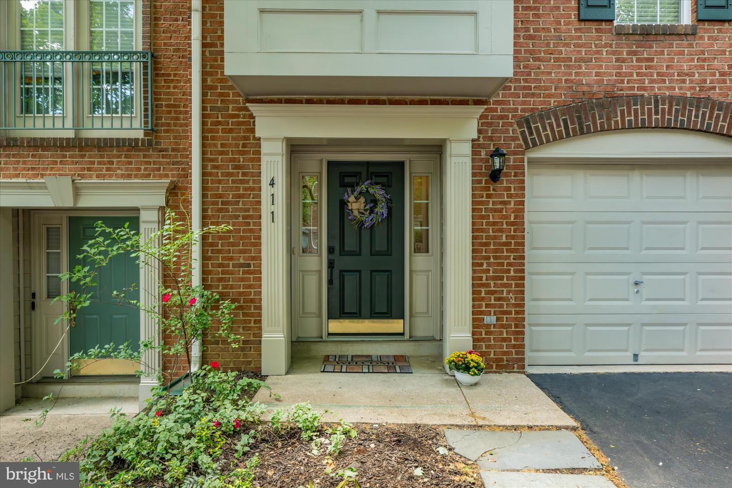 411 Ashford Lane, Alexandria