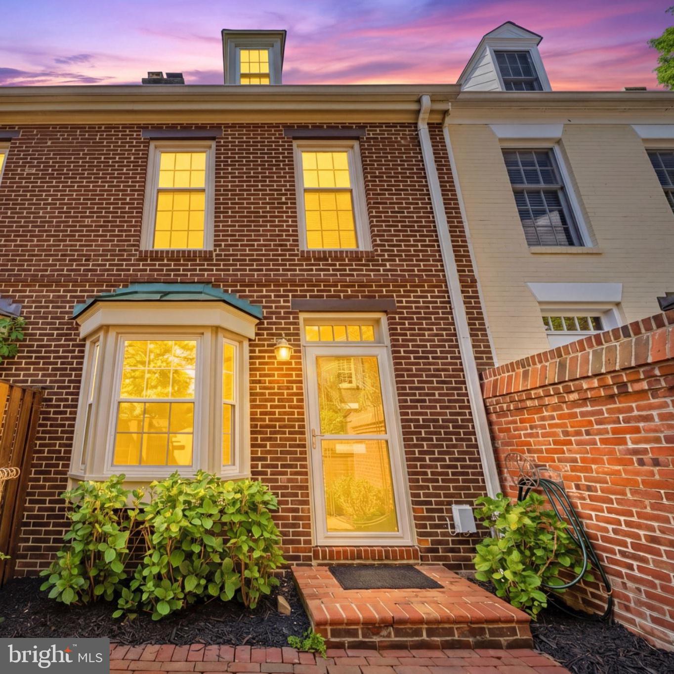 669 S Columbus Street, Alexandria