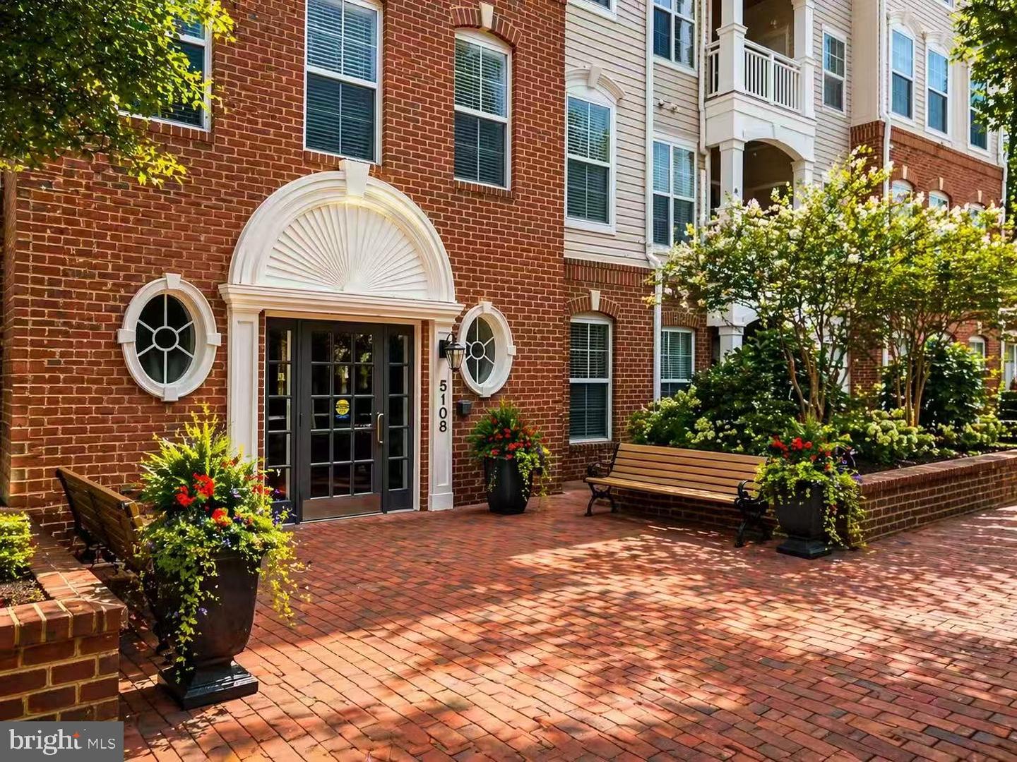 5108 Donovan Drive #307, Alexandria