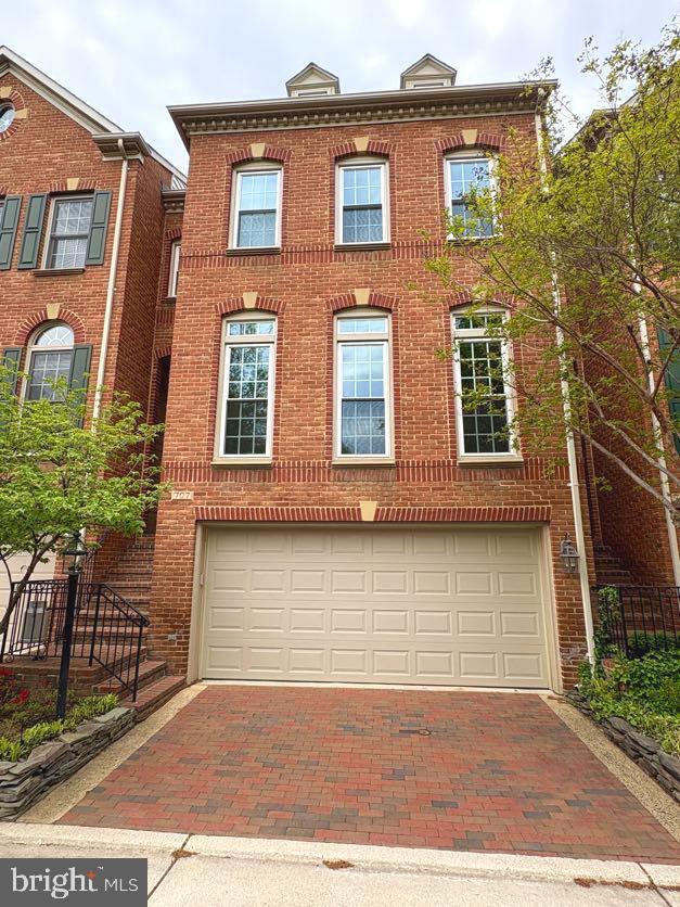 707 Catts Tavern Drive, Alexandria