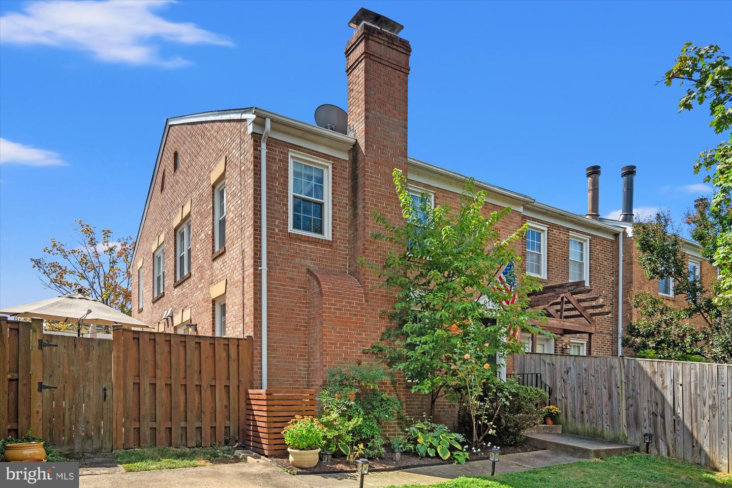 912 Bernard Street, Alexandria