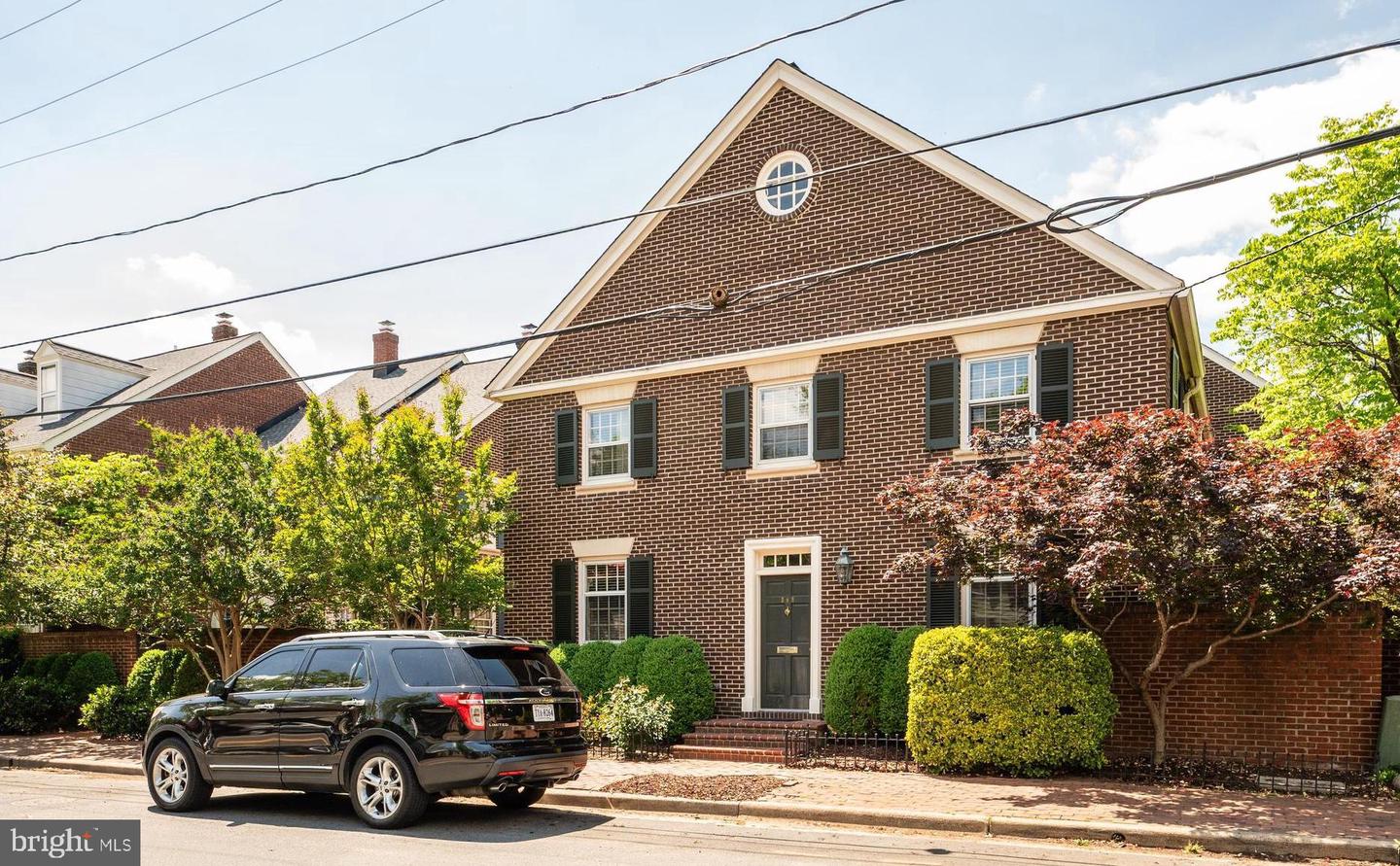 368 N Saint Asaph Street, Alexandria