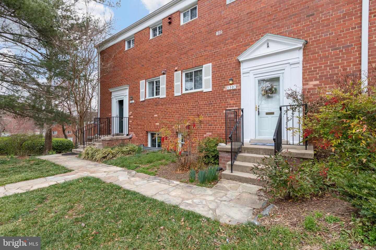 3307 Martha Custis Drive, Alexandria