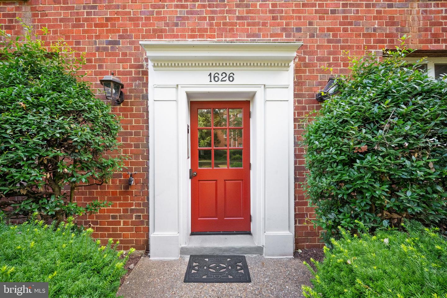 1626 W Abingdon Drive W #302