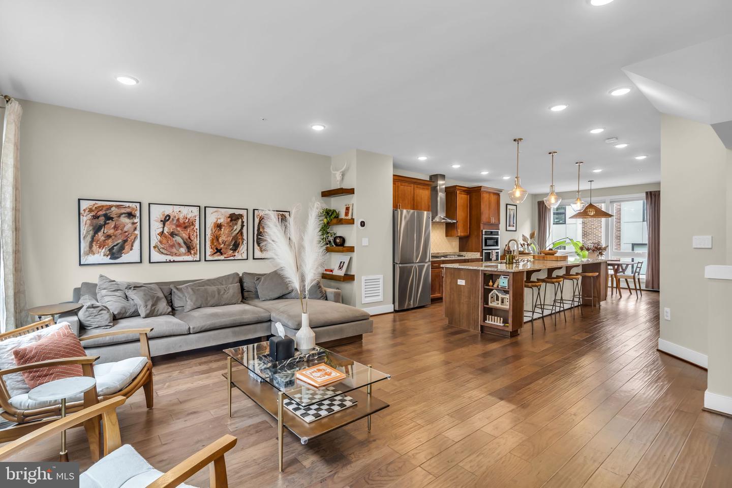 423 Nottoway Walk
