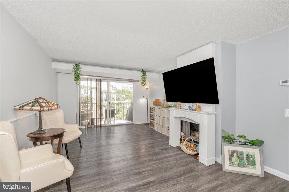 60 S Van Dorn St # 511