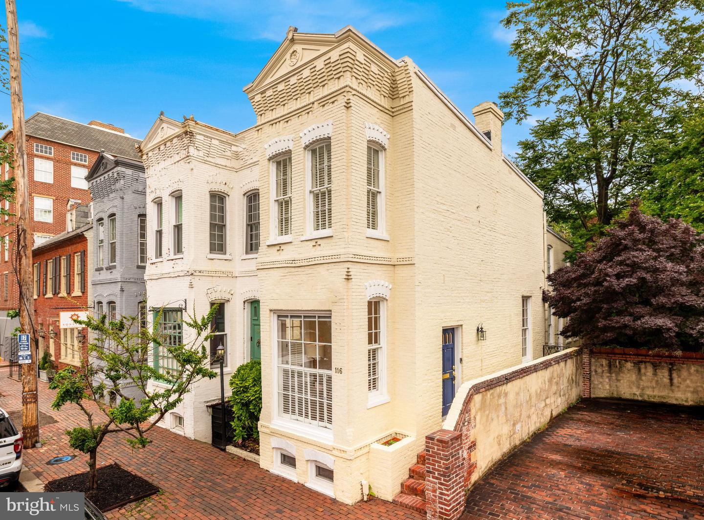 116 S Pitt Street, Alexandria