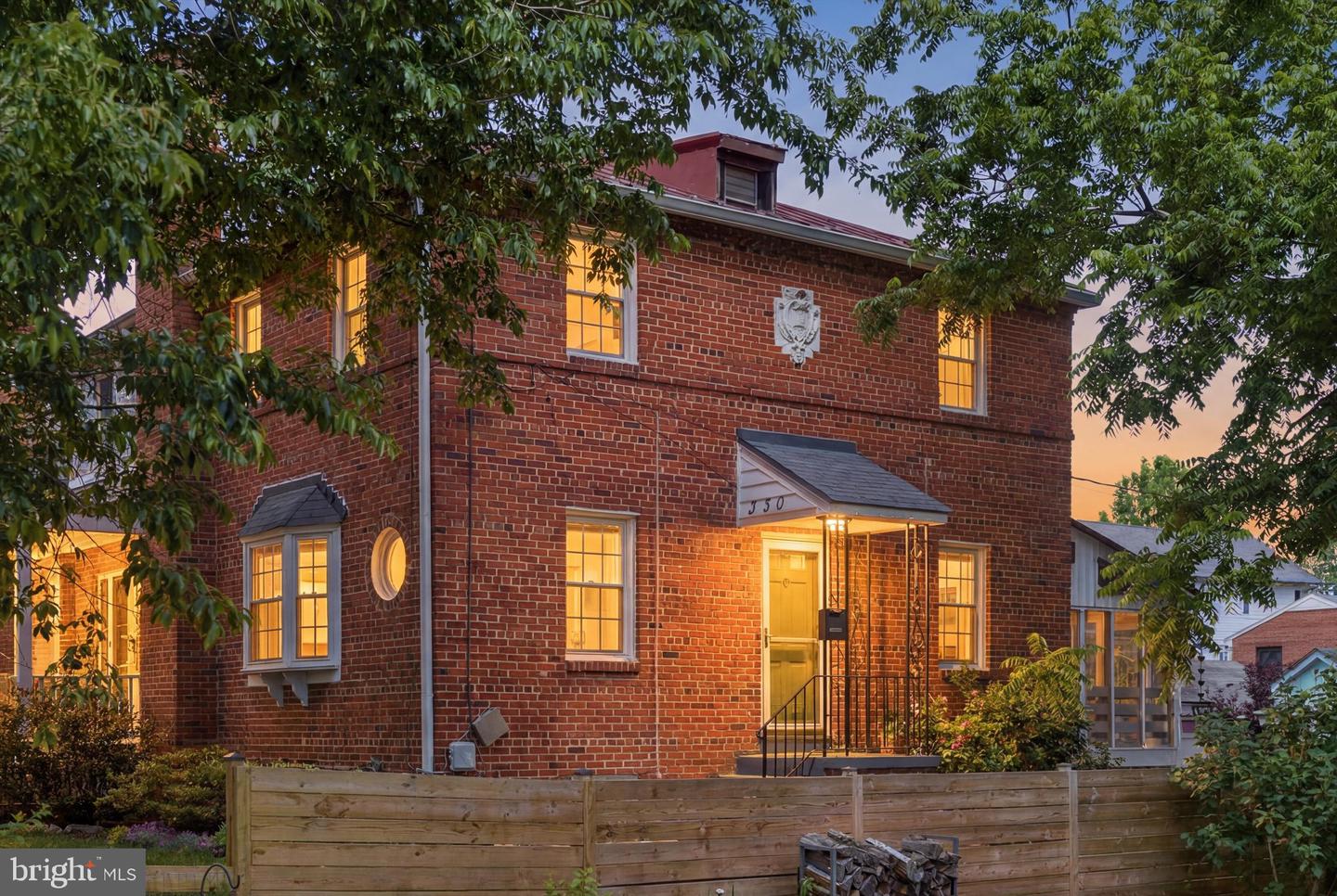 330 E Mason Avenue, Alexandria