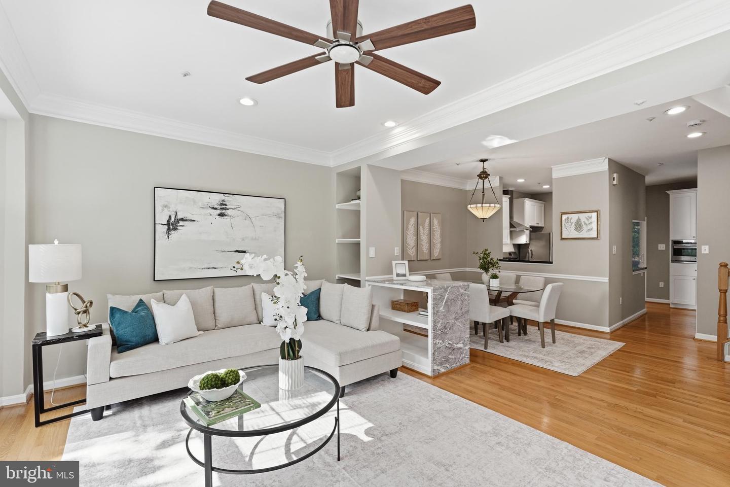 3298 Mount Vernon Avenue