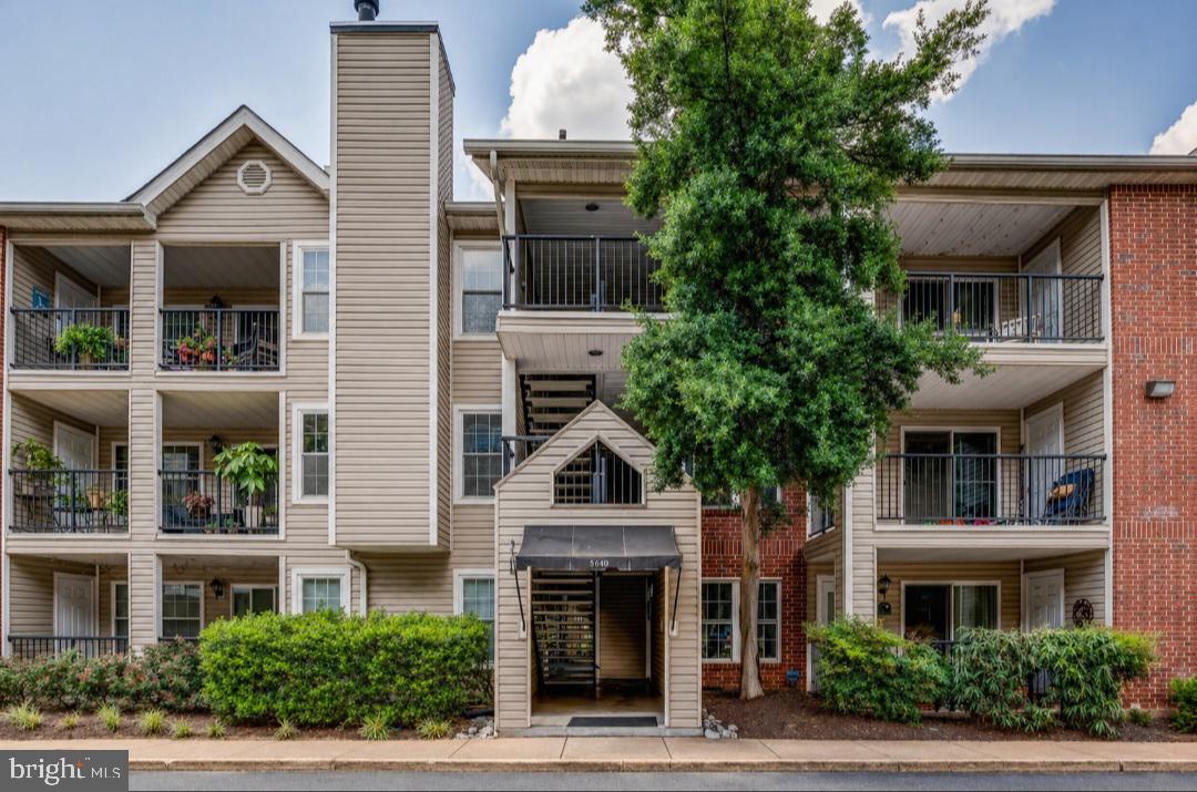 3308 Wyndham Circle #124