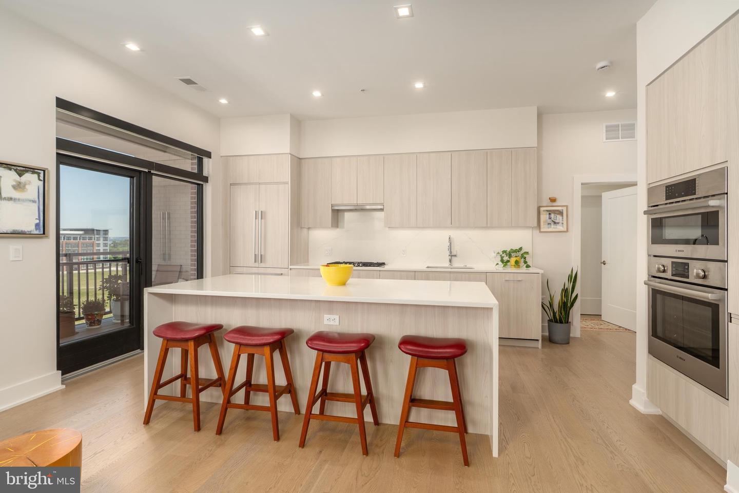 701 Swann Avenue #504