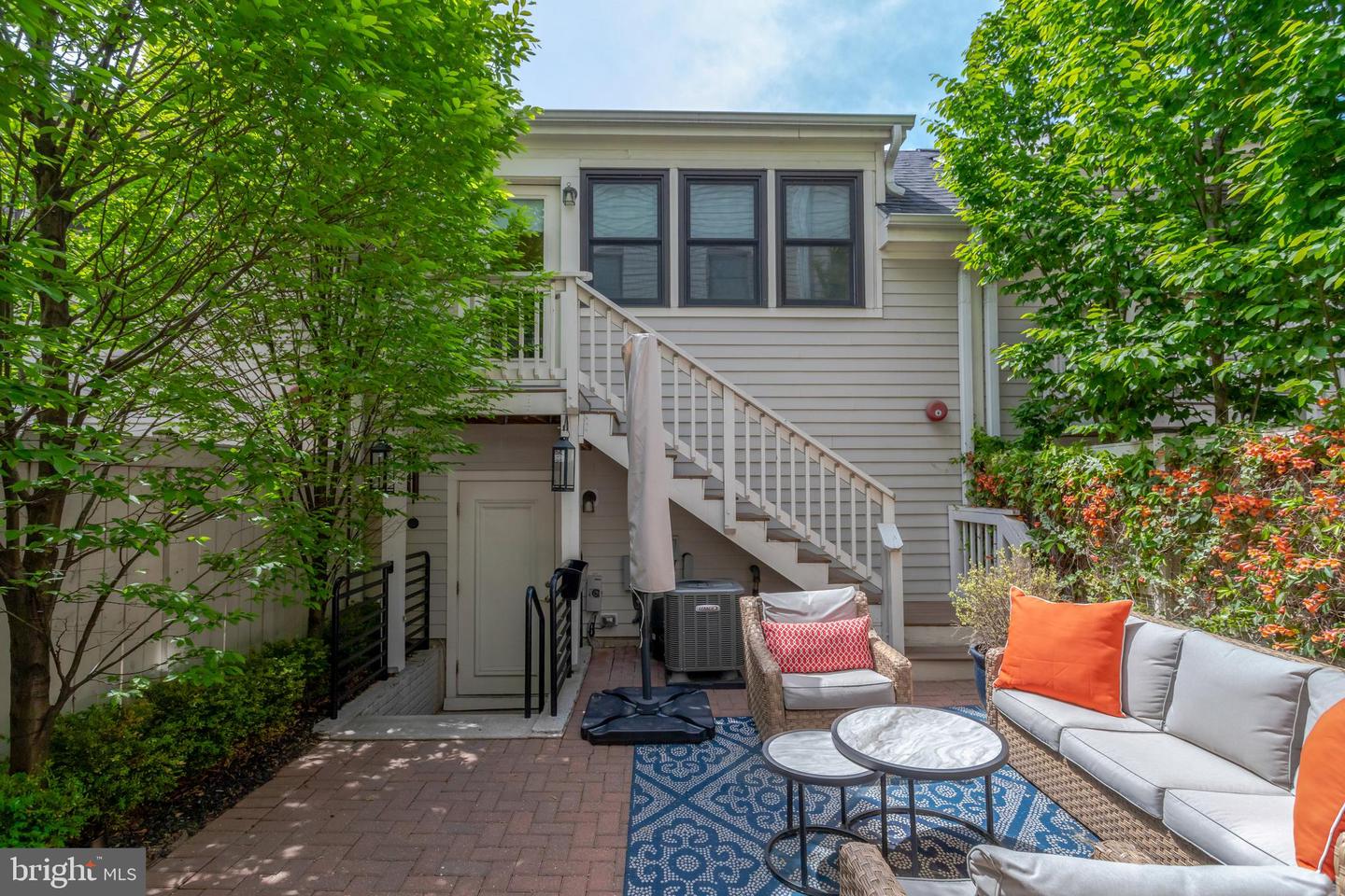 2104 Main Line Boulevard, Alexandria