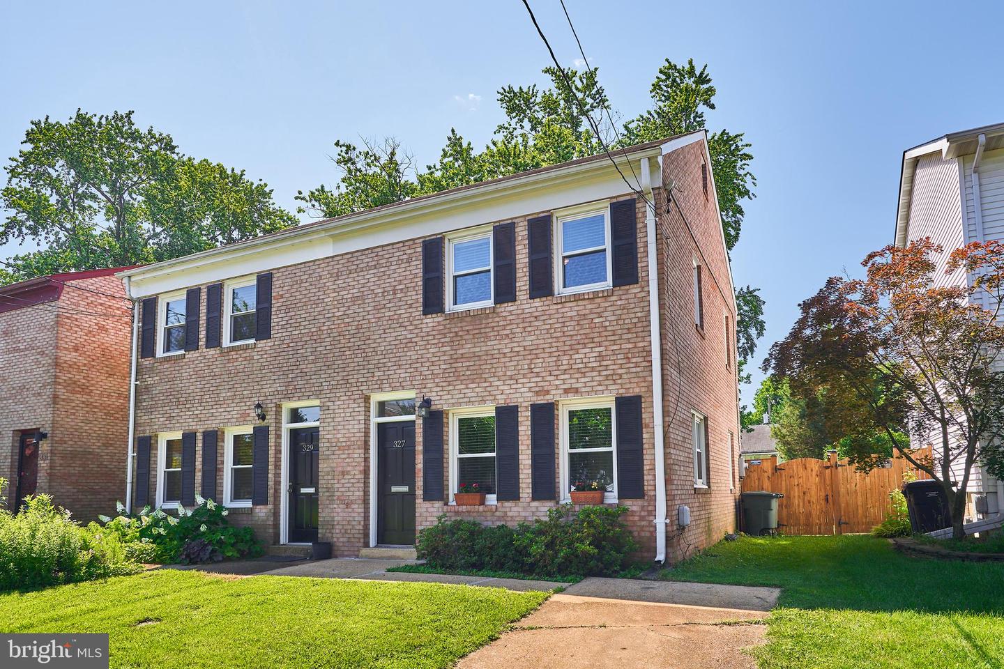 327 Laverne Avenue, Alexandria