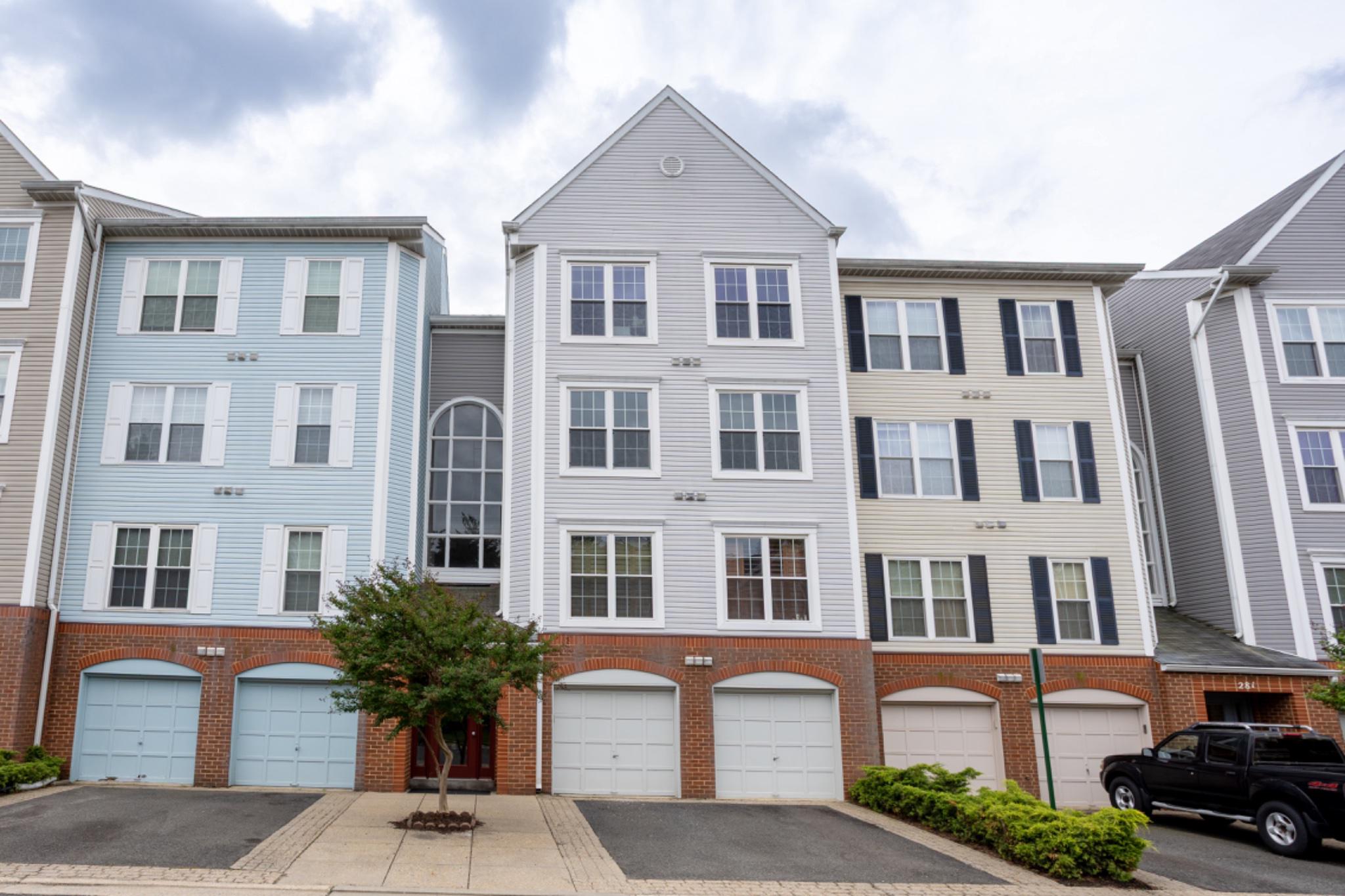 279 S Pickett Street #301