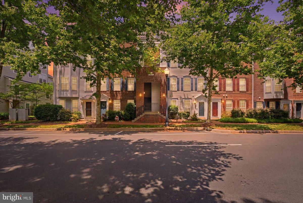 271 Cameron Station Boulevard #103