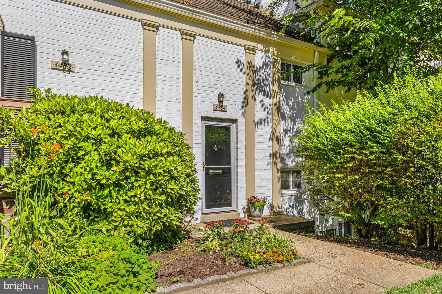 3484 Martha Custis Drive