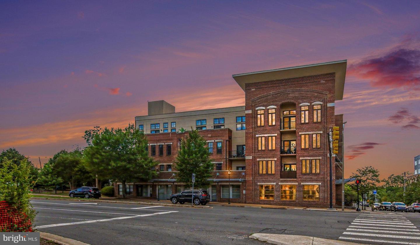 181 E Reed Avenue #201