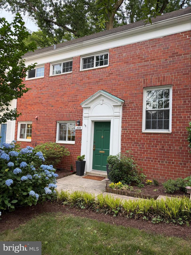 1410 Martha Custis Drive