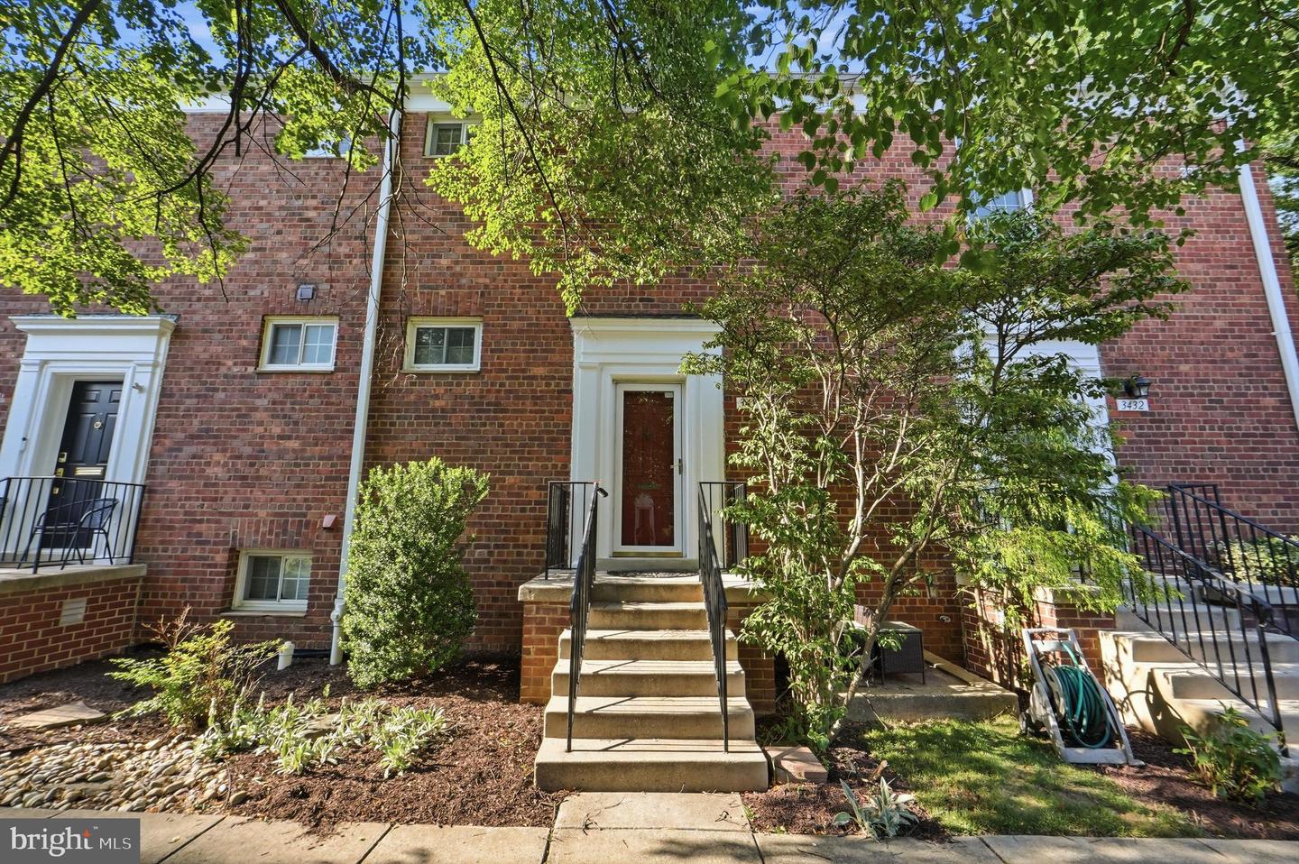 3430 Martha Custis Drive