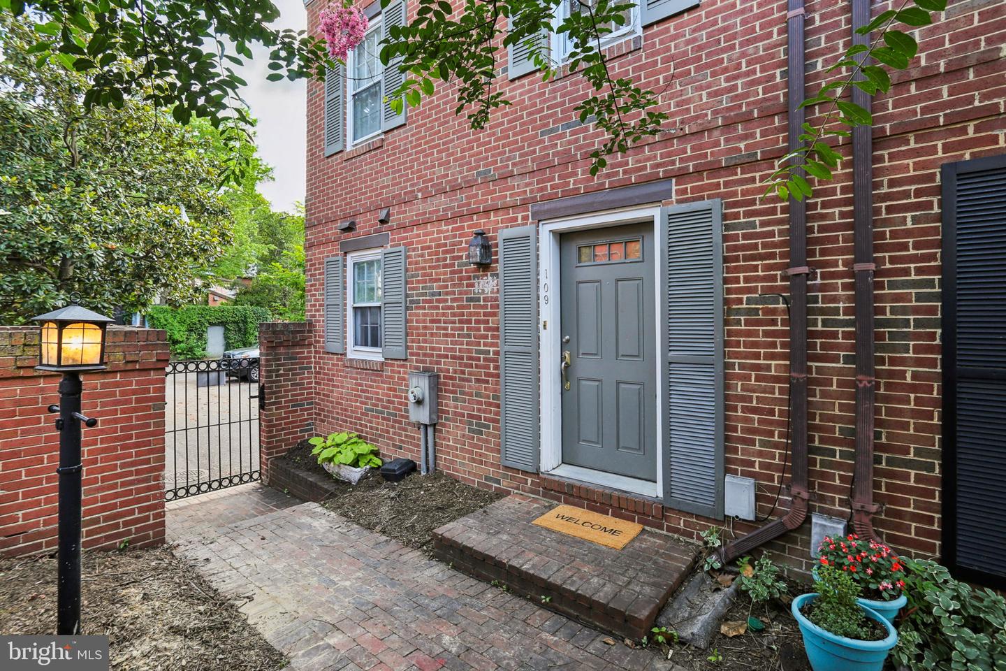 109 King Henry Court