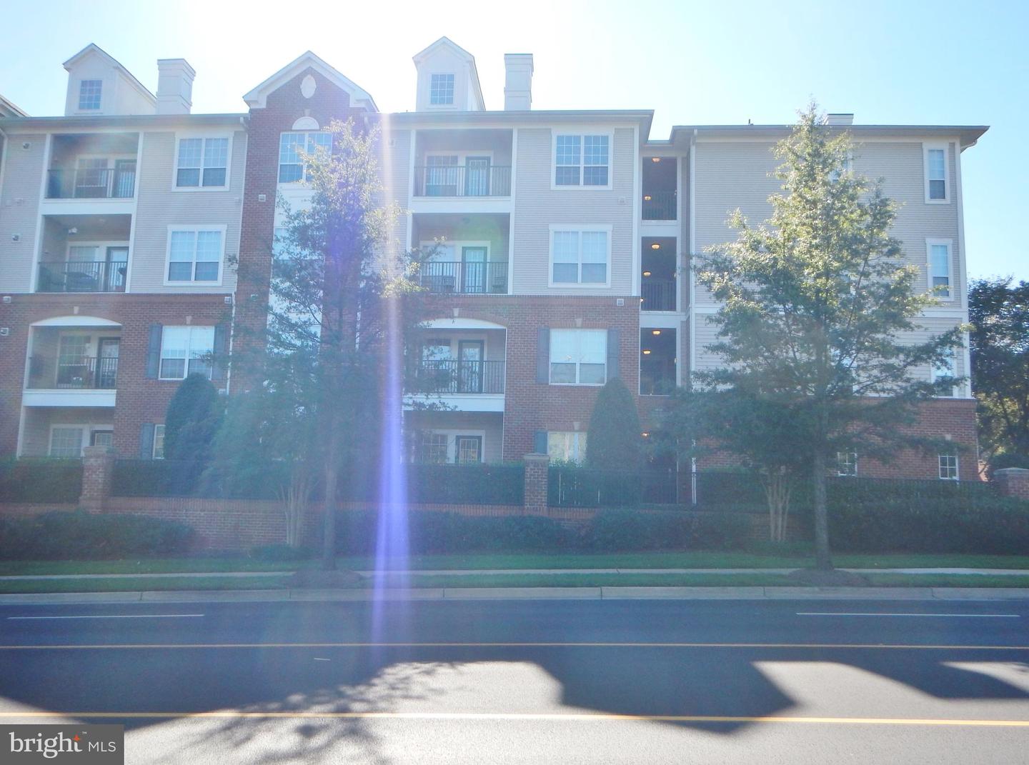 4850 Eisenhower Avenue #425