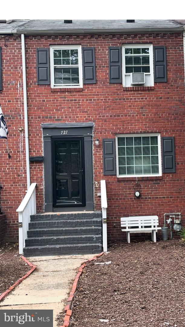 727 S Fayette Street