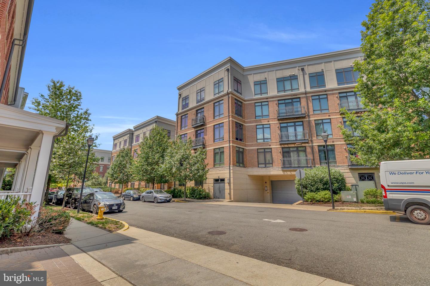 915 N Patrick Street #407