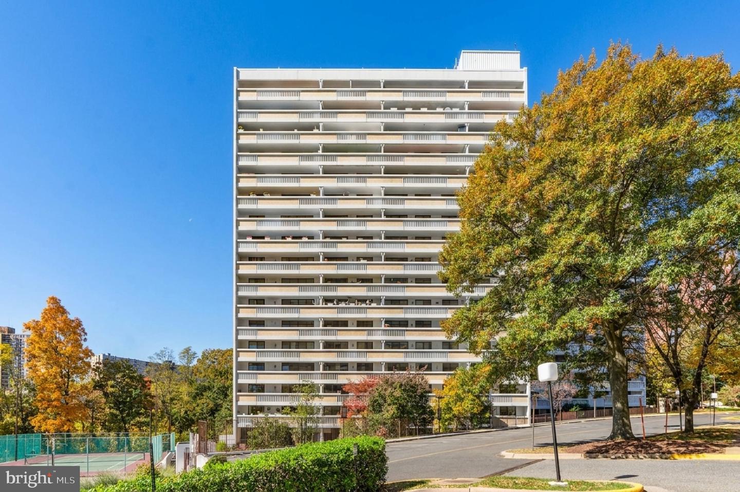 6101 Edsall Road #409