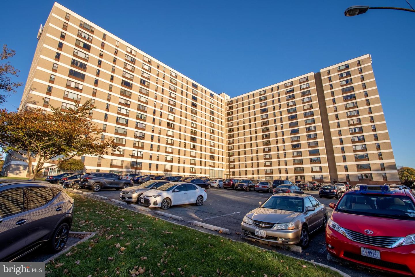 4600 Duke Street #408