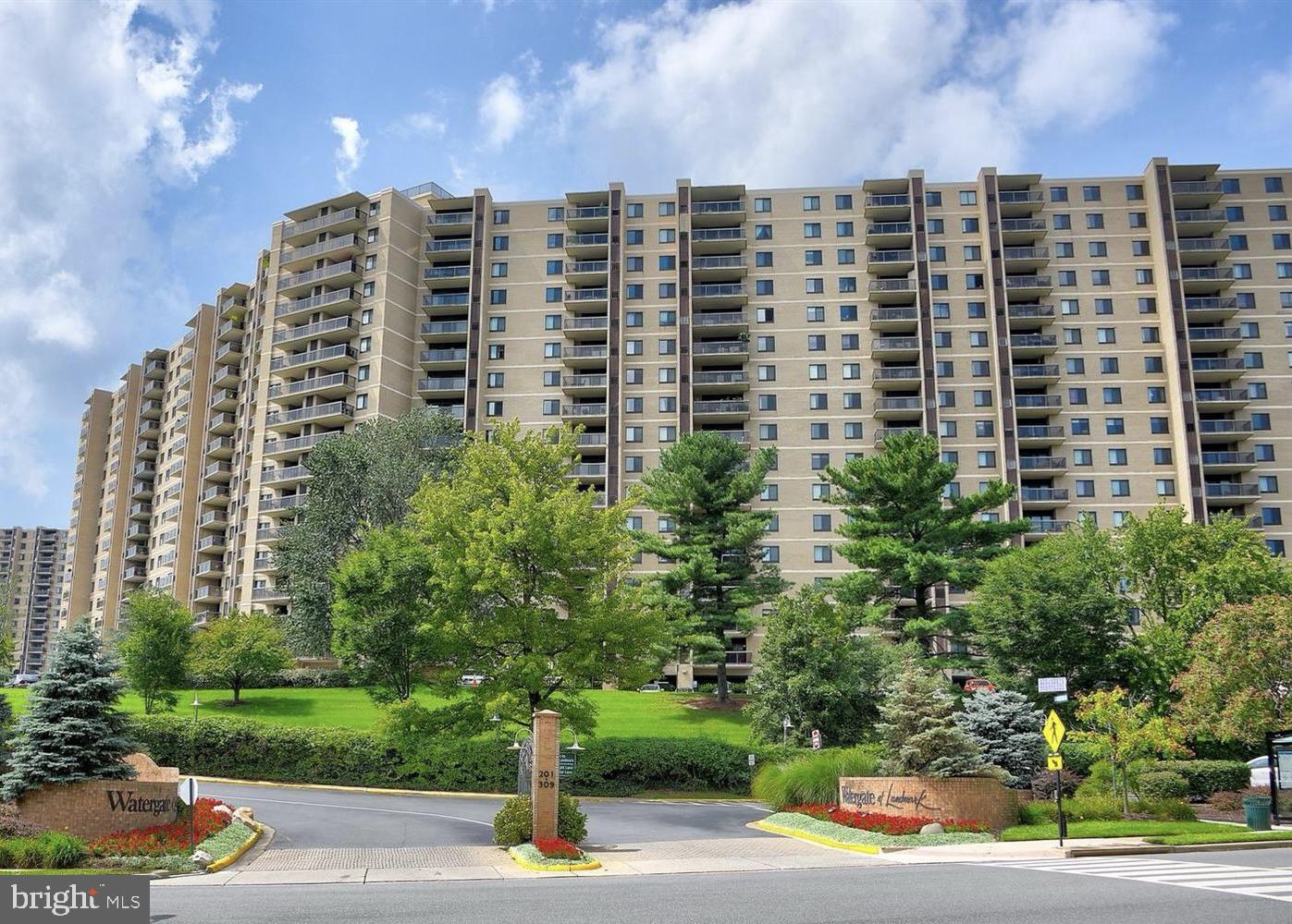 205 Yoakum Parkway #914