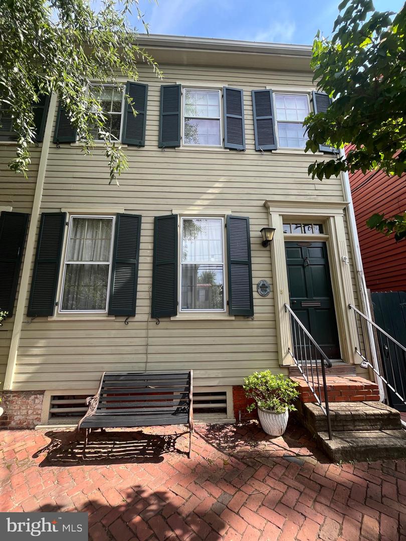 1213 Prince Street