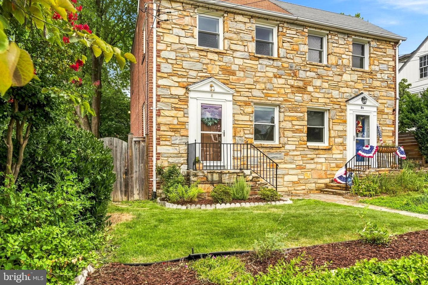 8 E Masonic View Avenue