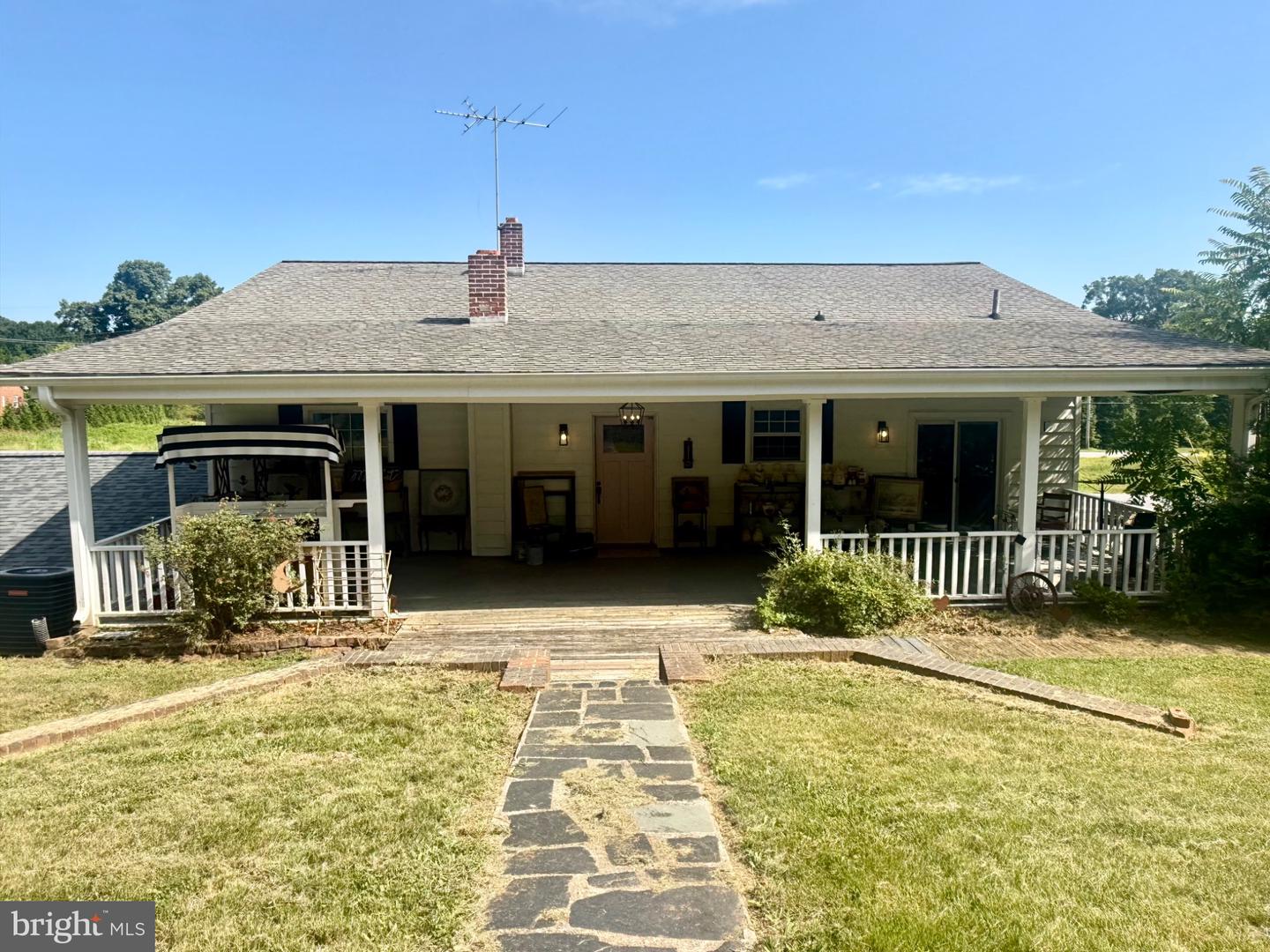 2770 W Lynchburg Salem Tpke