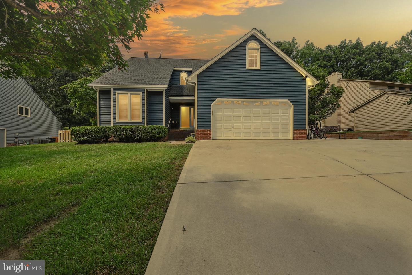 2612 Wicklow Loop, Richmond