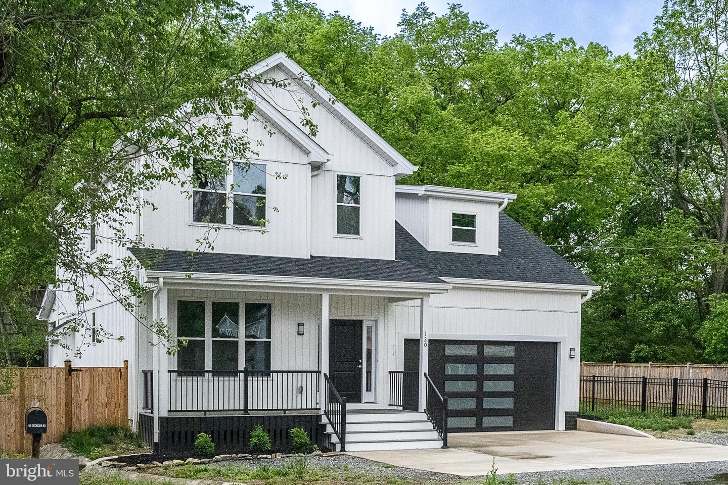 120 E Main Street, Boyce
