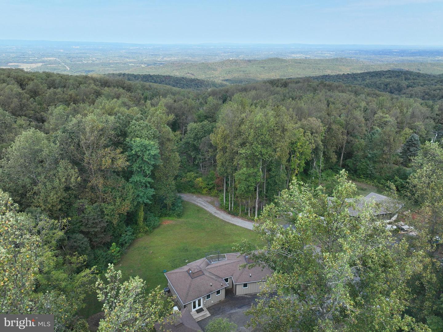 21826 Blue Ridge Mtn Road, Paris