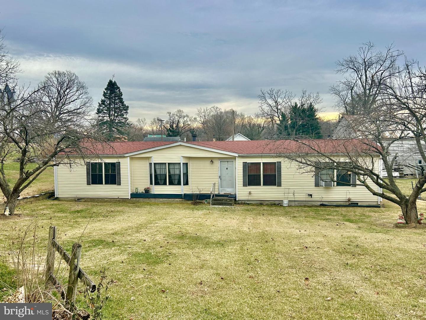 2 Old Chapel Avenue, Boyce