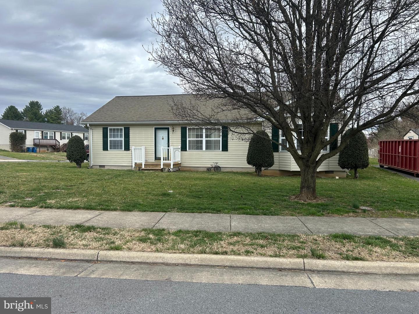 300 E Fairfax Street, Berryville