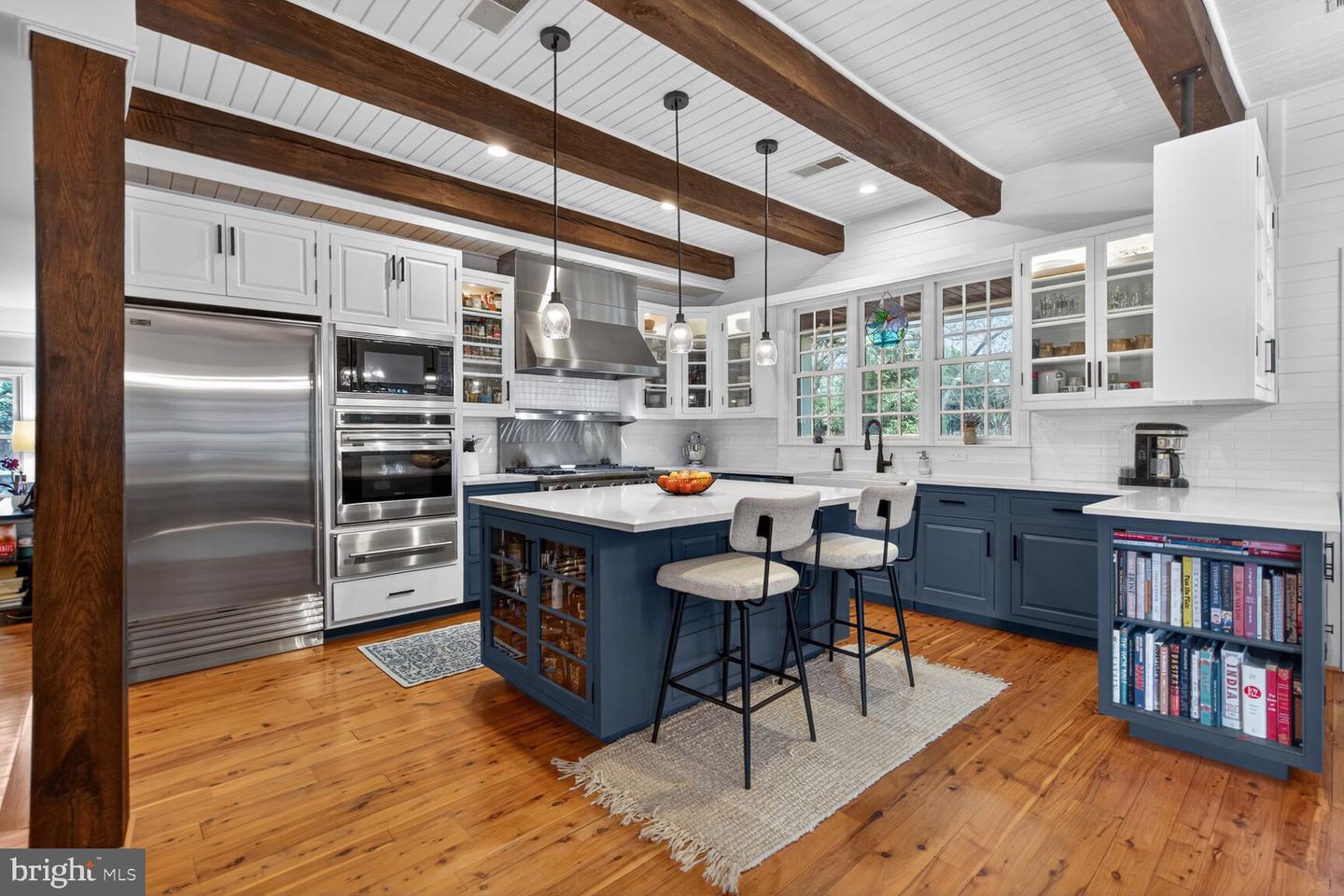 17641 Raven Rocks Road, Bluemont