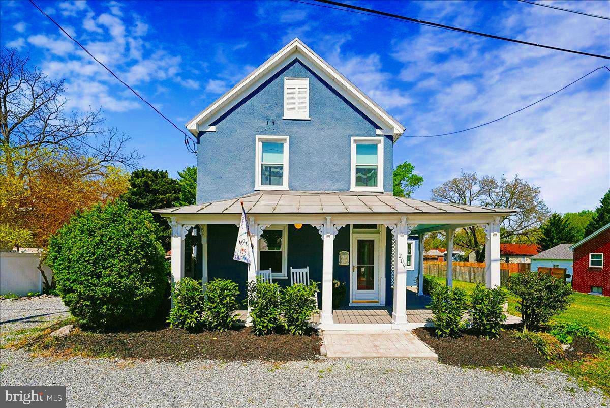 209 Rice Street, Berryville
