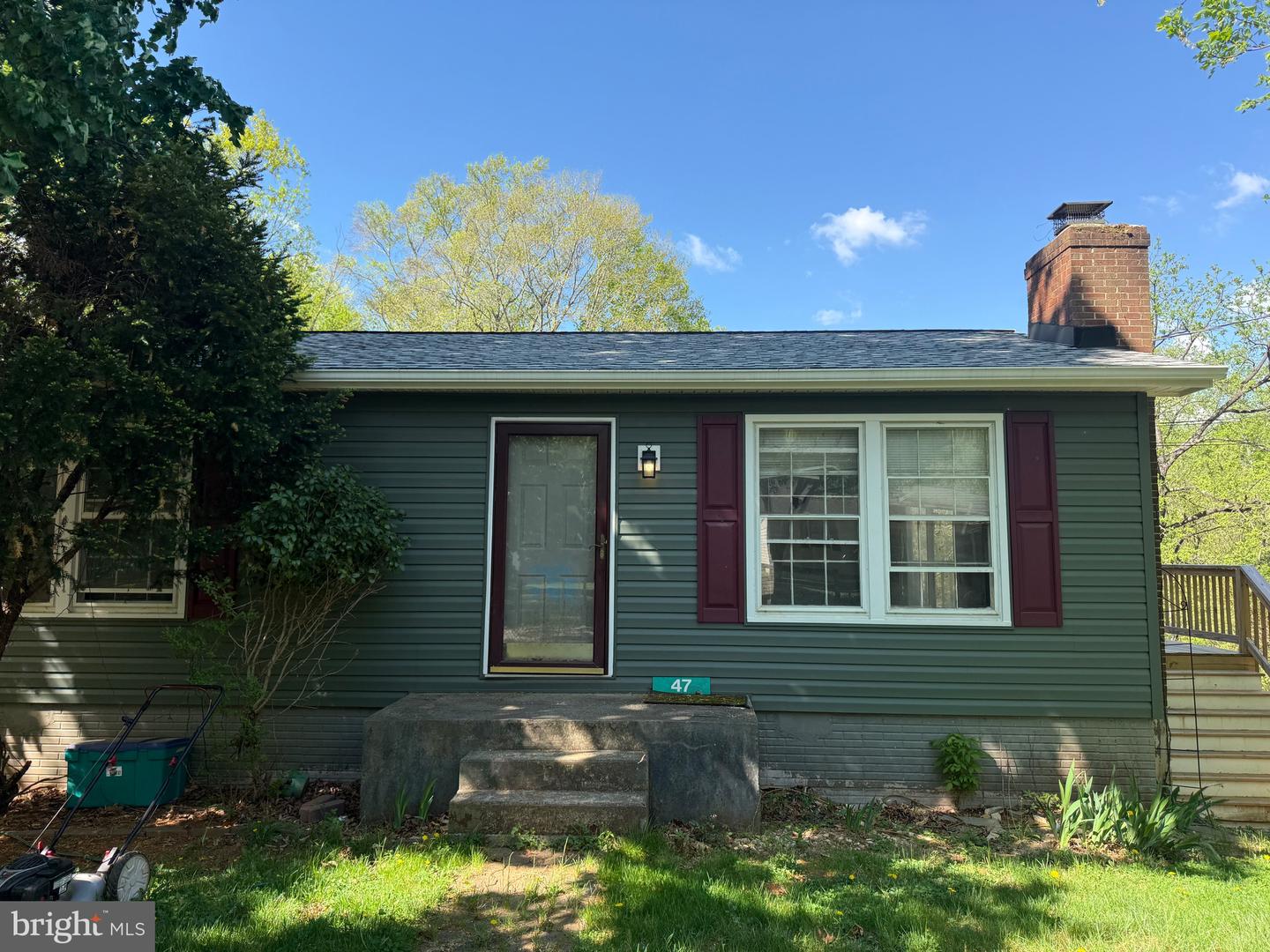47 Evergreen Lane, Bluemont