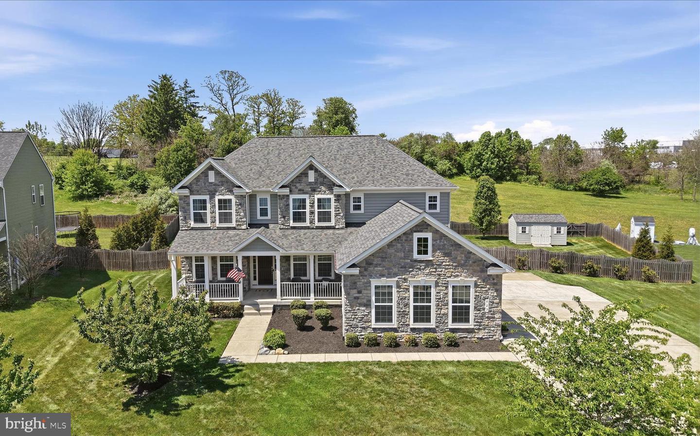 725 Mcguire Circle, Berryville