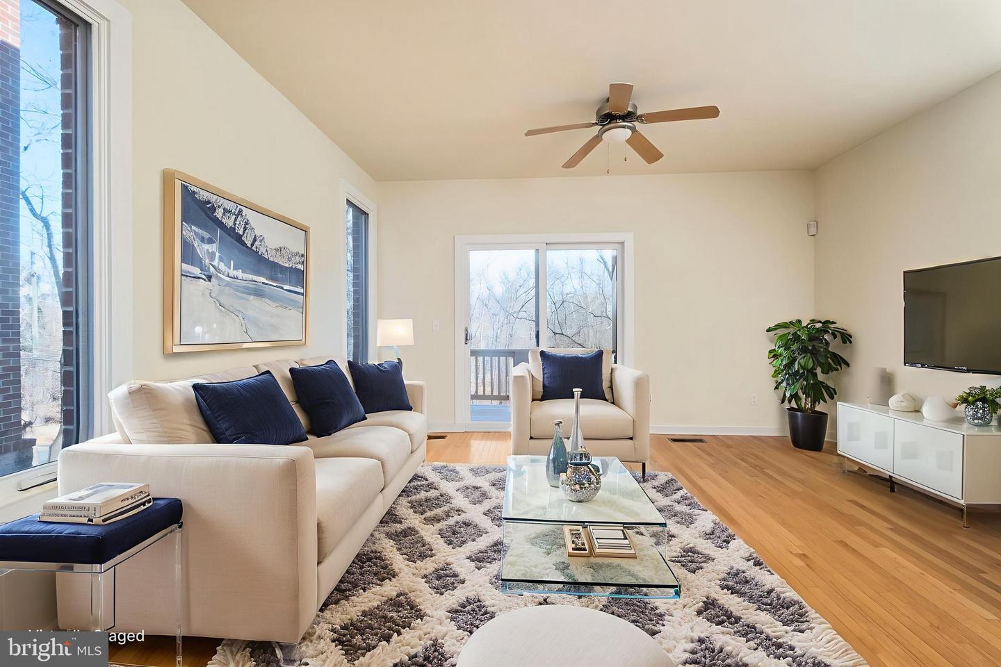 1013 Linden Ave #h, Charlottesville