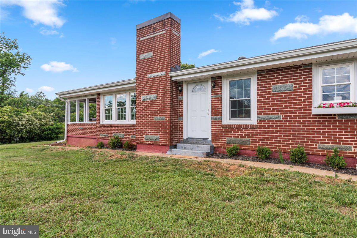 3733 Depot Road, Rustburg