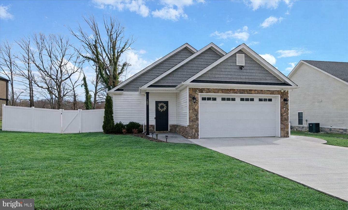 153 Emberly, Lynchburg