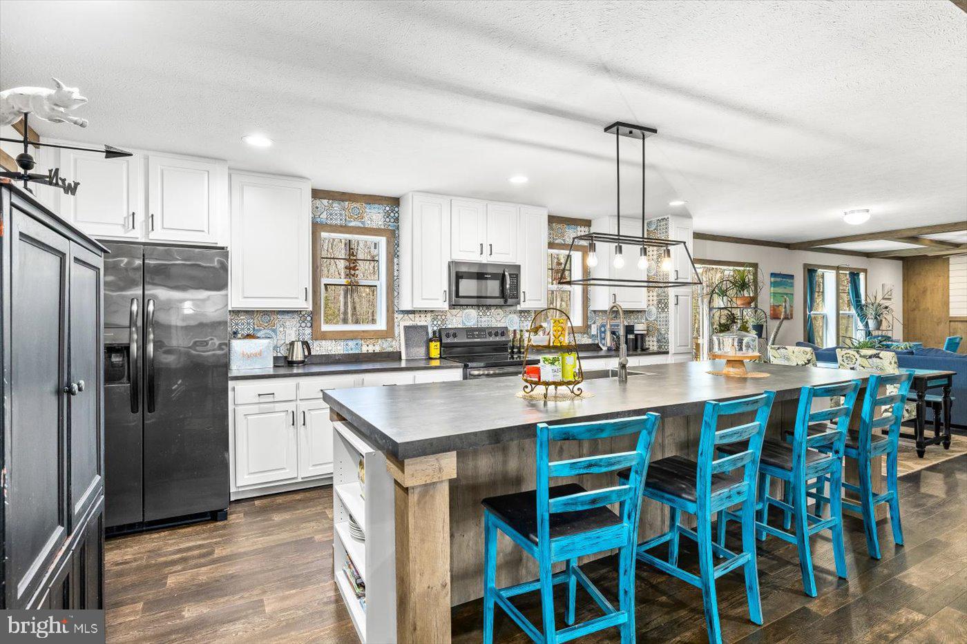6122 Slate Mills Rd, Boston