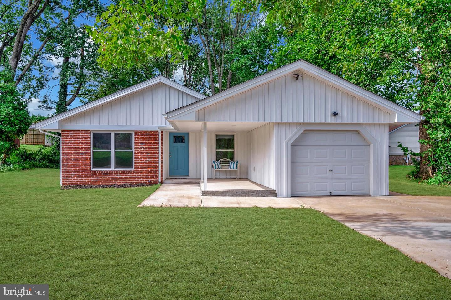 325 Elmwood Drive, Culpeper