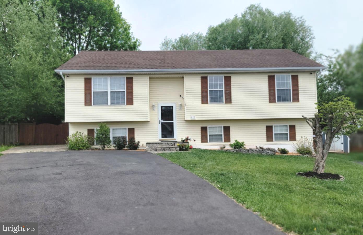 620 Clubhouse Way, Culpeper
