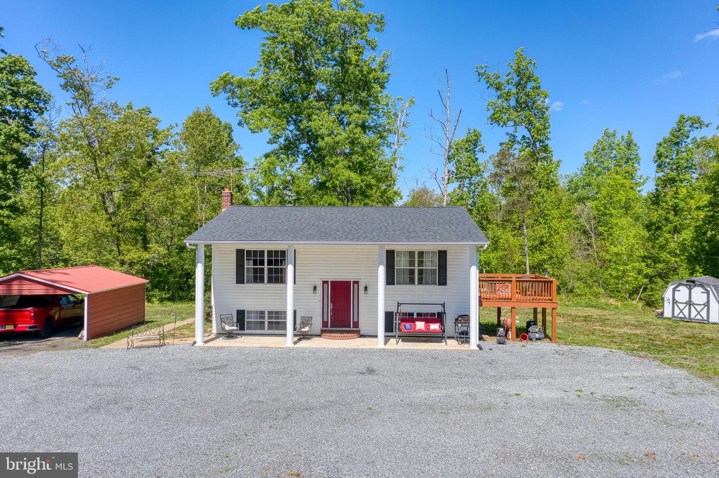 8427 Tall Oak Drive