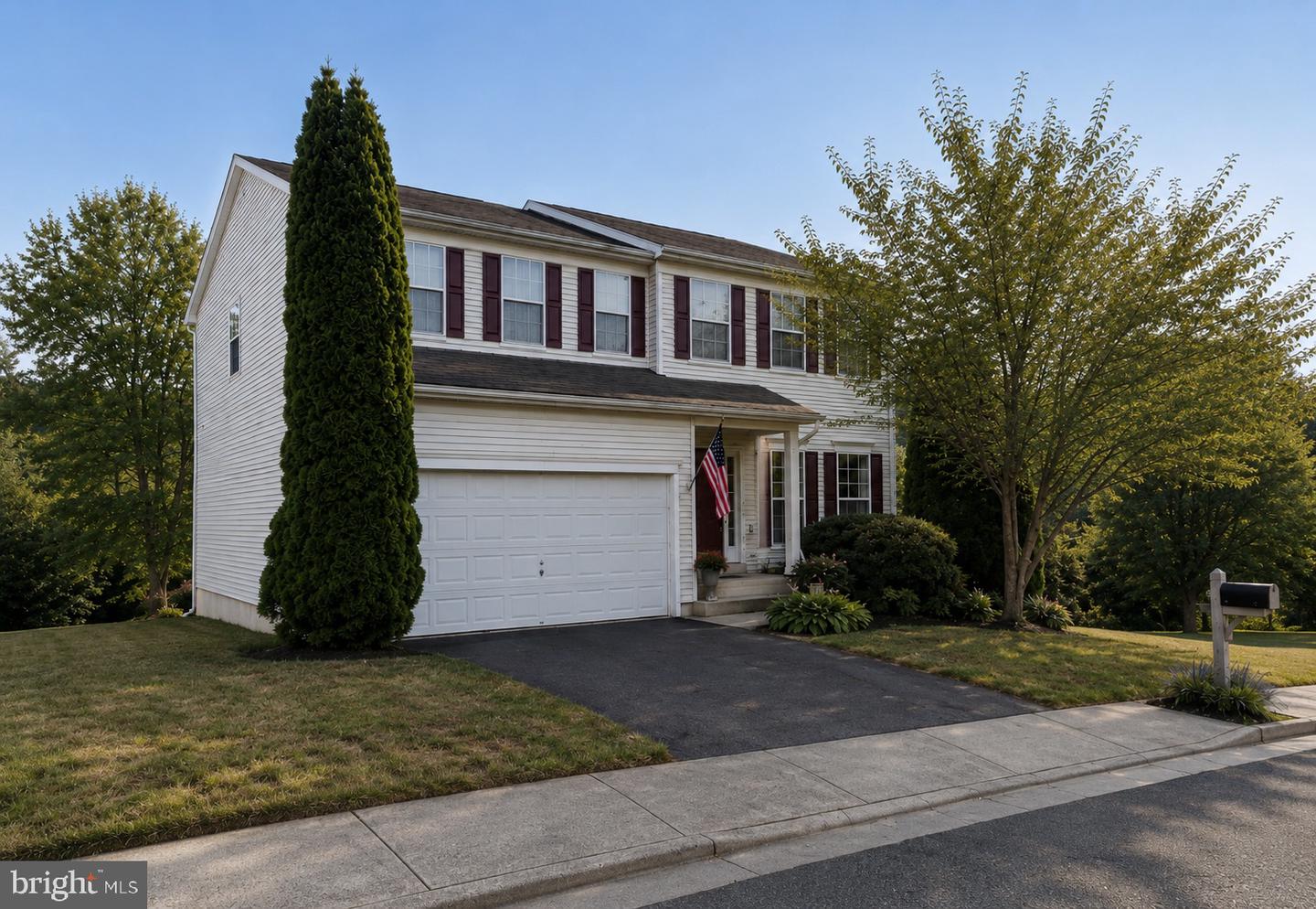 627 Holly Crest Drive